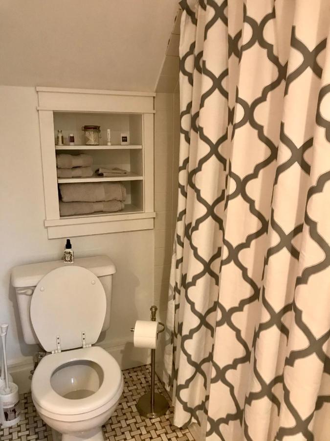 Newly Renovated 3br Hudson Valley House Ulster Park