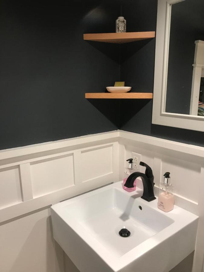 Newly Renovated 3br Hudson Valley House Ulster Park