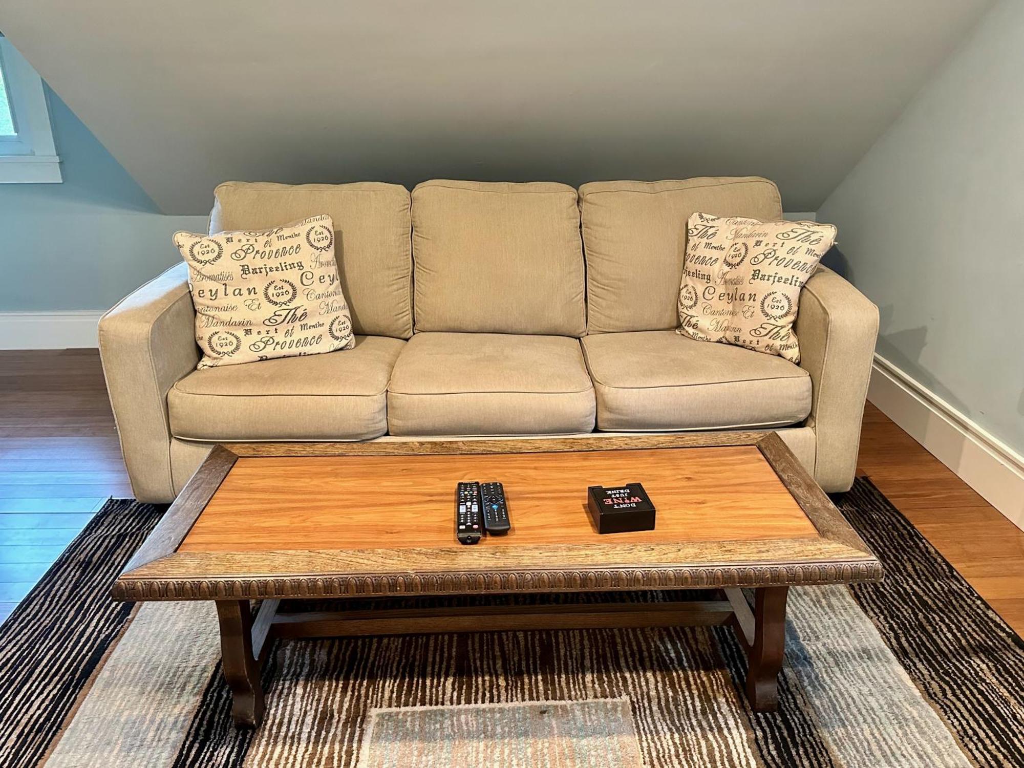 Newly Renovated 3br Hudson Valley House Ulster Park